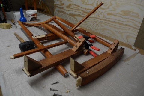houngsbetsad stol i delar